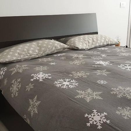 אאוסטה Appartamento Les Fleurs By Maison Ginod מראה חיצוני תמונה